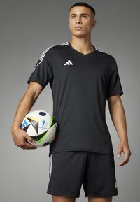 adidas Performance FUSSBALLLIEBE PRO FOOTBALL - Nogomet - white/black/glory blue