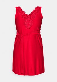 Vestido vermelho sem mangas com decote em V, bordados detalhados ao redor do decote e um cinto combinando na cintura. Fabricado em um tecido suave com um design ajustado.