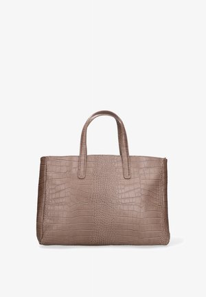 Sac à main taupe avec texture embossée crocodile, forme rectangulaire et deux poignées supérieures robustes sur fond blanc.