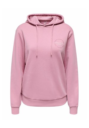 Sweat à capuche rose clair avec cordons et petit motif circulaire de texte sur la poitrine gauche indiquant "Only Play" et d'autres mots.
