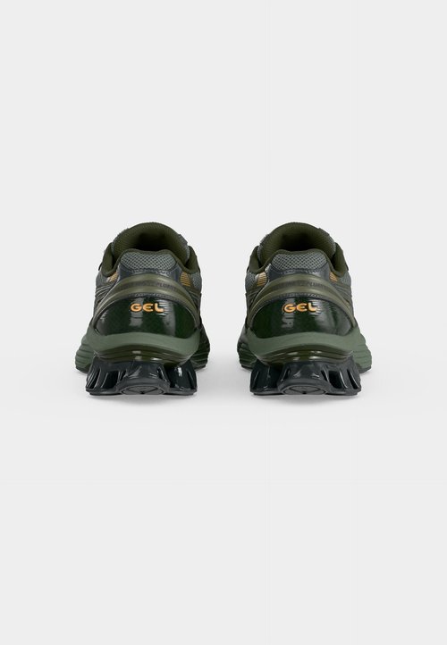 ASICS GEL KINETIC FLUENT UNISEX - Trainers - lichen green/obsidian grey — photo 4