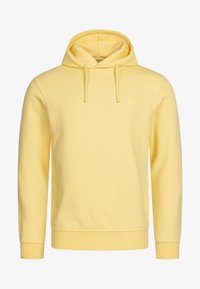 Unselected, pale banana