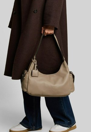 TOM TAILOR, TOM TAILOR BAGS TTCHARIS M SCHULTERTASCHE MIT TASCHENANHÄNGER - Borsa a mano - taupe   taupe