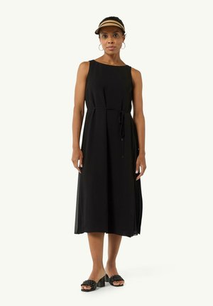 comma Cap - sandstein