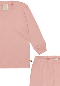 Set van kinderkleding in zachtroze katoen, bestaande uit een langmouwtop en een broek met elastische tailleband, met een klein meerkleurig labeldetail.