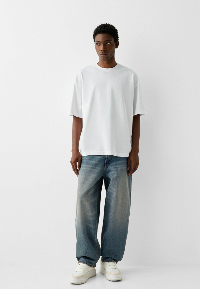 Bershka Relaxed fit jeans blauwgrijs