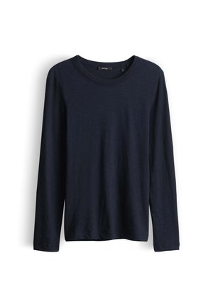 Navyblaues Langarm-T-Shirt mit Rundhalsausschnitt und schlichtem Design, auf einem weißen Hintergrund präsentiert.