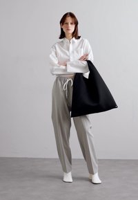 MM6 Maison Margiela CLASSIC JAPANESE HANDBAG - Cabas - black
