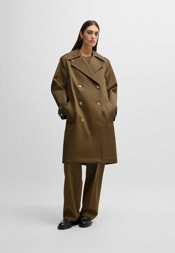 Trenchcoat