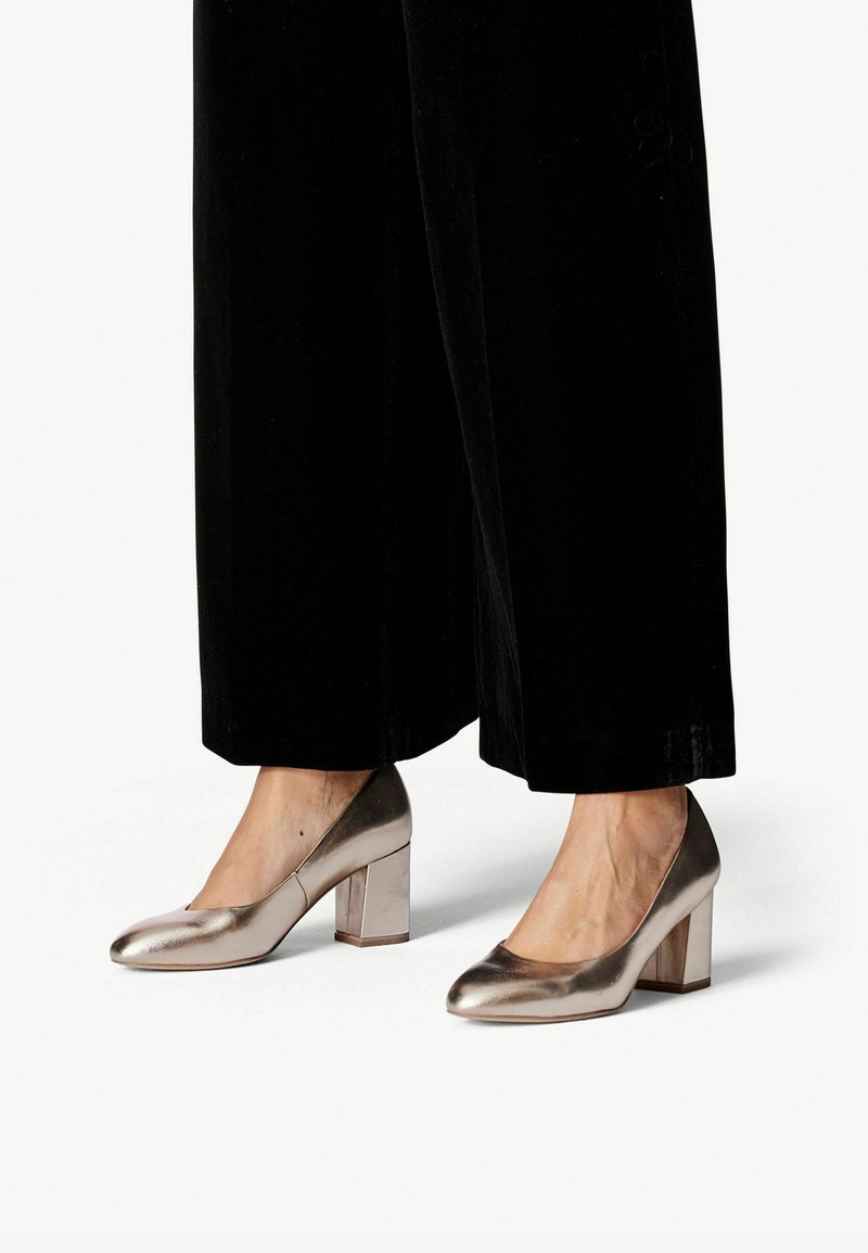 Tamaris Klassieke pumps light gold/goudkleurig Zalando.nl