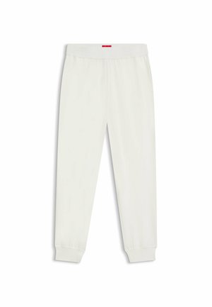 Pantaloni sportivi bianchi con un design affusolato, vita elastica e polsini. Presentano un piccolo logo rosso vicino alla parte superiore. Texture liscia.