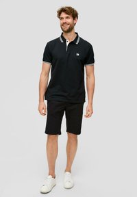 s.Oliver MIT KONTRAST-DETAILS - Poloshirt - schwarz