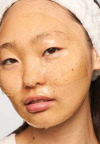 Whamisa ORGANIC FLOWERS HYDROGEL FACIAL MASK SET [5EA] - Ansiktsvårdsset