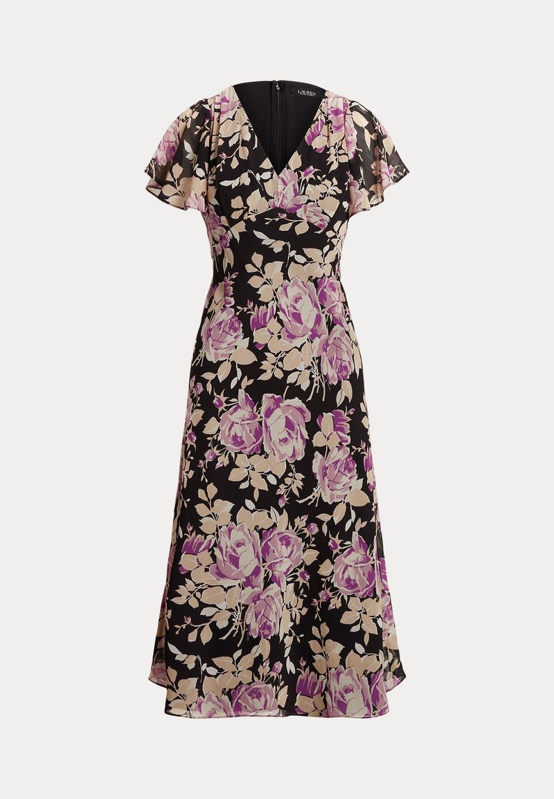 Sort midi-kjole med pink og beige blomsterprint, korte flagrende ærmer, V-udskæring og taljeret pasform med flydende skørt.