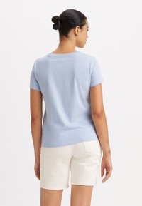 Levi's® THE PERFECT TEE - Potiskana majica - wave fill kentucky blue