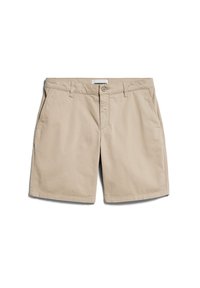 Shorts beiges en tissu léger, avec un devant plat, des poches latérales inclinées et une poche arrière unique avec une fermeture à bouton.