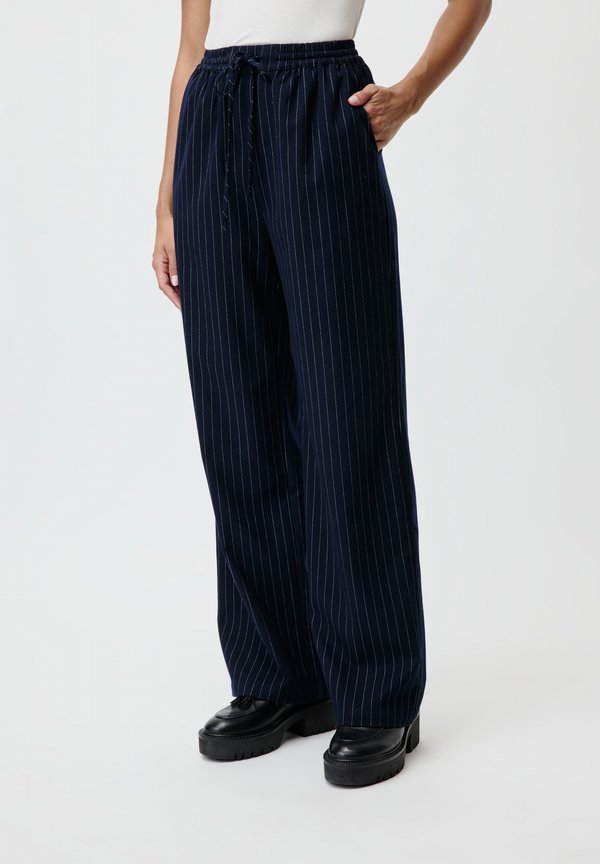 RABEA PANTS - Stoffhose - dunkelblau