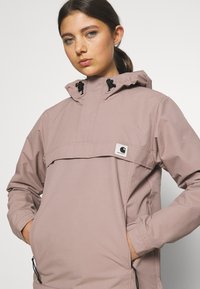 Carhartt WIP NIMBUS - Giacca a vento - earthy pink