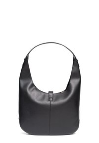 Sac à bandoulière en cuir noir avec une forme courbée, texture lisse et une seule bandoulière. Doté d'un détail de fermeture central.