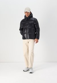 Belstaff RESOLVE JACKET - Jakna ispunjena paperjem - black