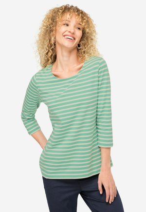 Gestreiftes Langarmshirt in Mintgrün mit hellbeigen Streifen, rundem Halsausschnitt und Dreiviertelärmeln, aus weichem Stoff gefertigt.