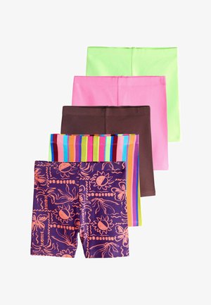 Fünf Paare Mädchenshorts in gestapelter Anordnung, darunter einfarbig grün, pink und braun, ein gestreiftes mehrfarbiges Paar und ein lila Paar mit pinken Blumenmustern.