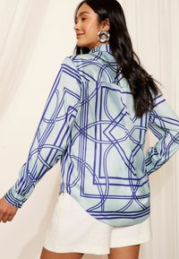 Friends Like These THROUGH-REGULAR FIT - Camicia - blue geo print