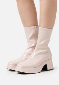 Even&Odd Botines con plataforma - beige