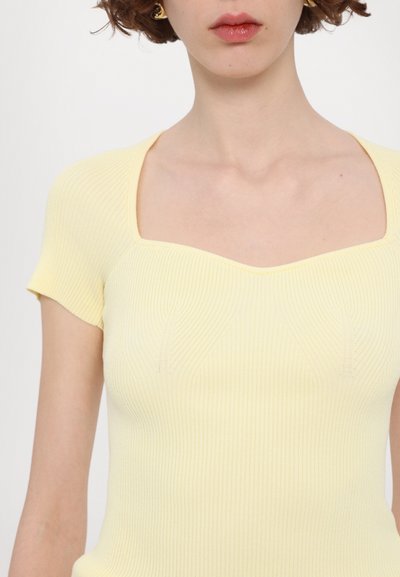 Maje MOKA - T-shirts basic - jaune