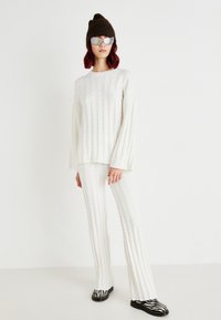 Gina Tricot Pulóver - offwhite