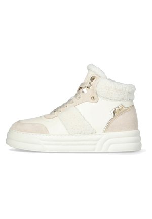 Sneaker alte in crema e beige conInserto in pelliccia sintetica, dettagli in suede, hardware dorato e una suola bianca imbottita per il comfort.