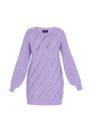 Pulover tricotat lila cu mâneci lungi tip balon, decorat cu paiete argintii dispuse în diagonală și modele texturate pe întreaga suprafață. Decolteu rotund.