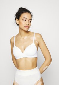 Lindex - BRA FLORA THERESIA - Reggiseno a triangolo - white Immagine in miniatura 1