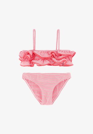 Bikini de dos piezas a rayas rosas y blancas con top con volantes, tirantes finos y borde de pompones, combinado con braguitas a rayas a juego.