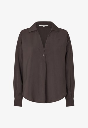 Blouse marron à boutons avec un col cranté, des manches longues et une coupe décontractée. Tissu doux avec un léger éclat et un ourlet arrondi.