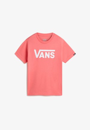 Korallenpinkes Baumwoll-T-Shirt mit kurzen Ärmeln, rundem Halsausschnitt und einem großen weißen "VANS"-Logo, das mittig auf der Vorderseite platziert ist.