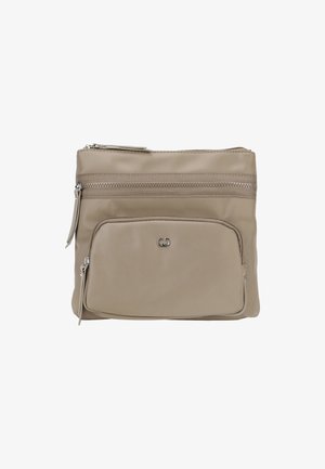 Beige ritstas van glad synthetisch materiaal. Beschikt over een voorkantvak, twee ritsen en een minimalistisch logo. Compact rechthoekige vorm.