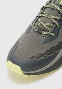 Columbia KONOS - Outdoorschoenen - city grey/citron haze