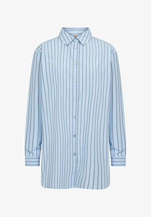 Lichtblauw overhemd met lange mouwen, verticale marineblauwe strepen, klassieke kraag en een losse pasvorm. Zacht stof met een gladde textuur.