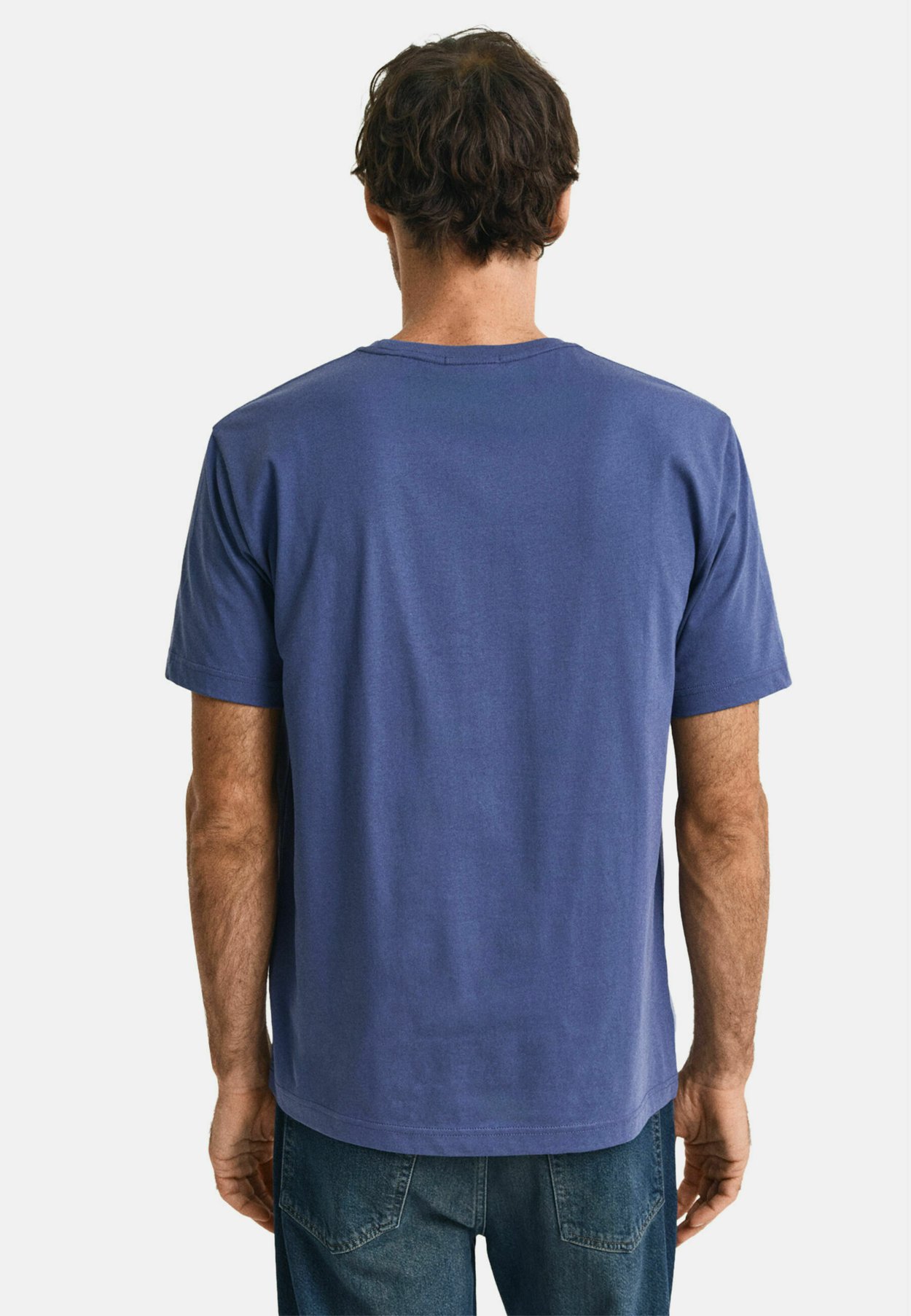REG SHIELD SS T-SHIRT