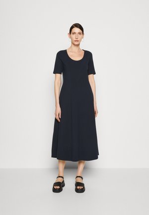 Marc O'Polo DRESS SHORT SLEEVE DEEP ROUND NECK - Trikotaažkleit - deep blue sea