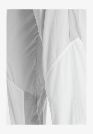 New Balance, ACHIEVE PANT - Pantalon classique - grey matter