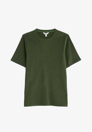 Olíva zöld, rövidujjú póló, puha pamutból készült. Klasszikus kikerekített nyakkal és egyenes fazonú aljjal rendelkezik, további minták vagy díszítések nélkül.