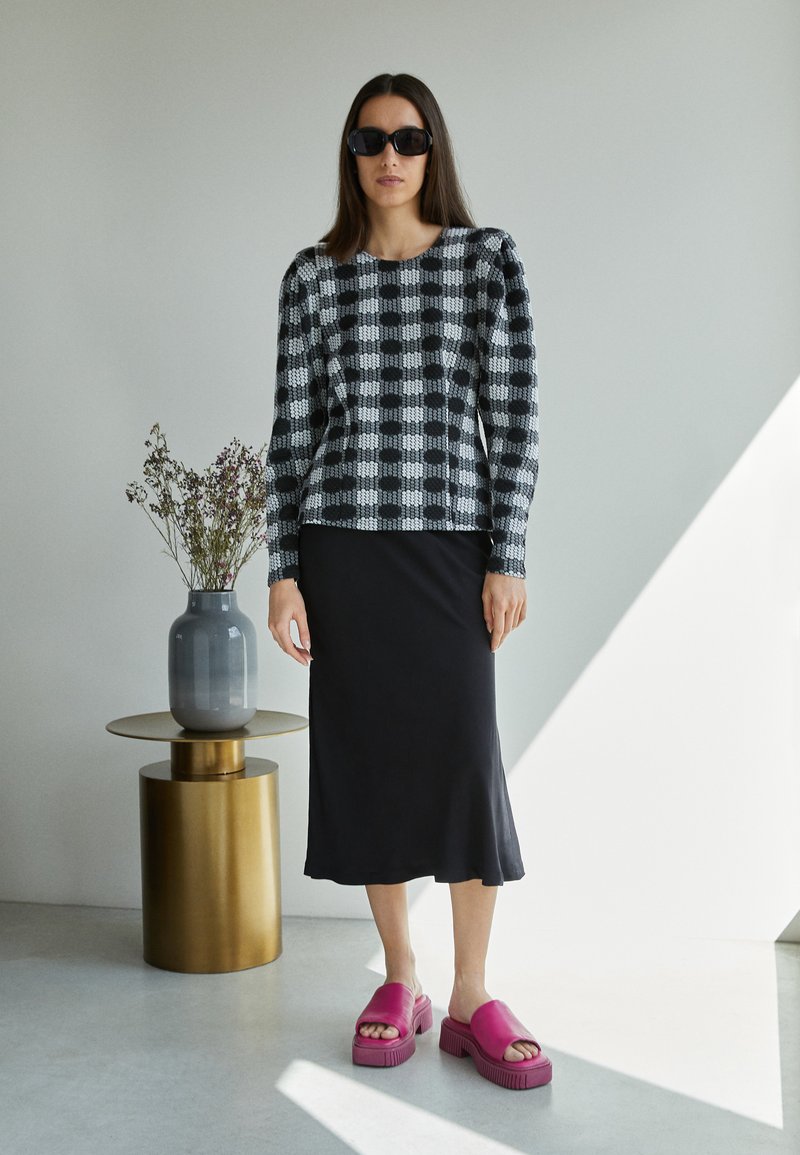 Twist & Tango TEAGAN SKIRT - Saia lápis - black