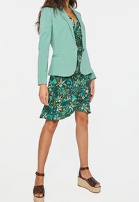 WE Fashion Blazer - green