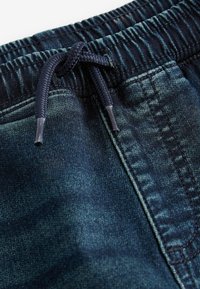 Next STANDARD - Traperice opuštenog kroja - inky blue