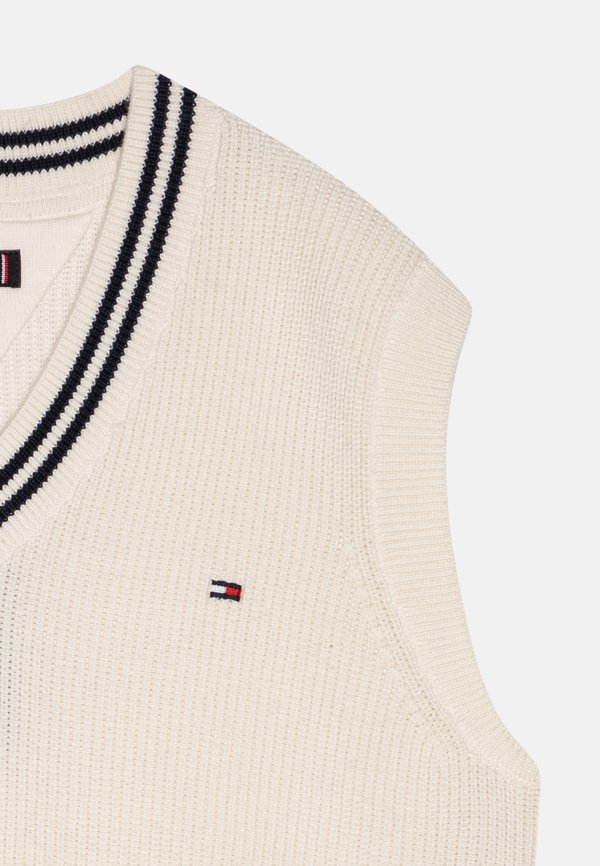 V NECK UNISEX - Jumper - ivory petal2