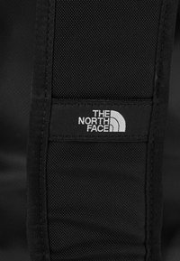 The North Face BASE CAMP DUFFEL - L - Aizturis - black