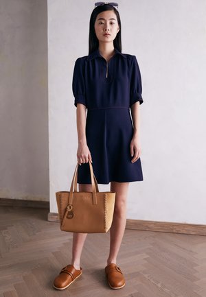 TILDA - Sac à main - biscotti beige