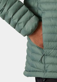 Helly Hansen SIRDAL HOODED INSULATOR - Chaqueta de invierno - grun